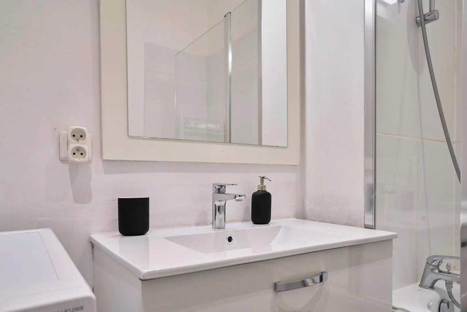 Charming Flats On The Grand Boulevard ليل 0*,